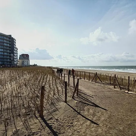 Ross, Zonnig En Gezellig En Vlakbij De Zee Middelkerke