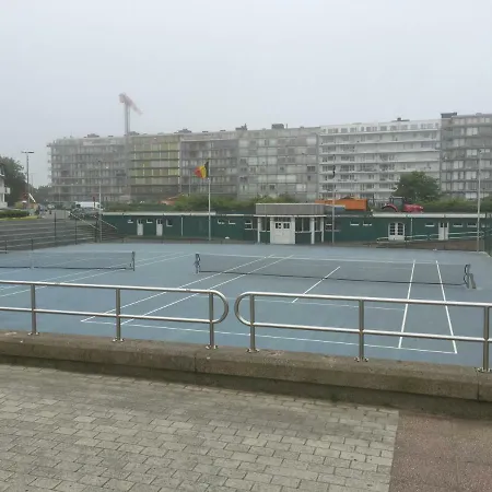 Ross, Zonnig En Gezellig En Vlakbij De Zee *