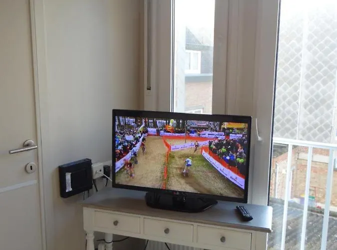 Ross, Zonnig En Gezellig En Vlakbij De Zee Apartamento *